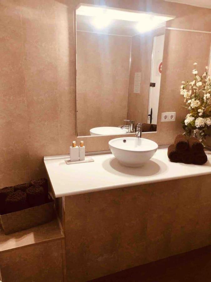 Lovely 2 Bed Apartment In Алькалали Экстерьер фото