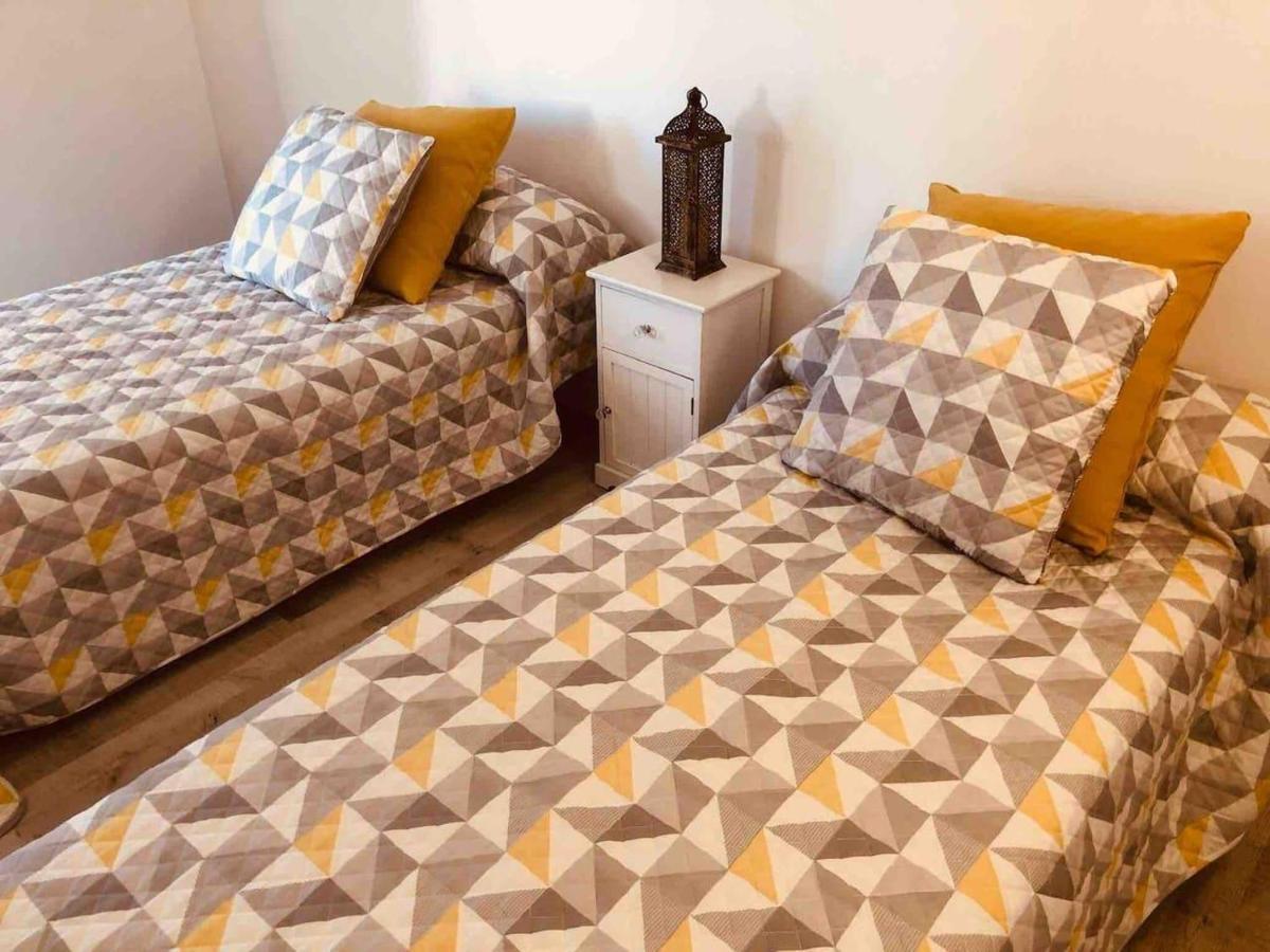 Lovely 2 Bed Apartment In Алькалали Экстерьер фото